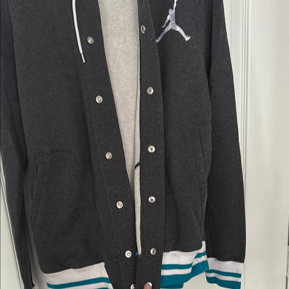 Grey Jordan Men's Jacket - Picture 3 of 8